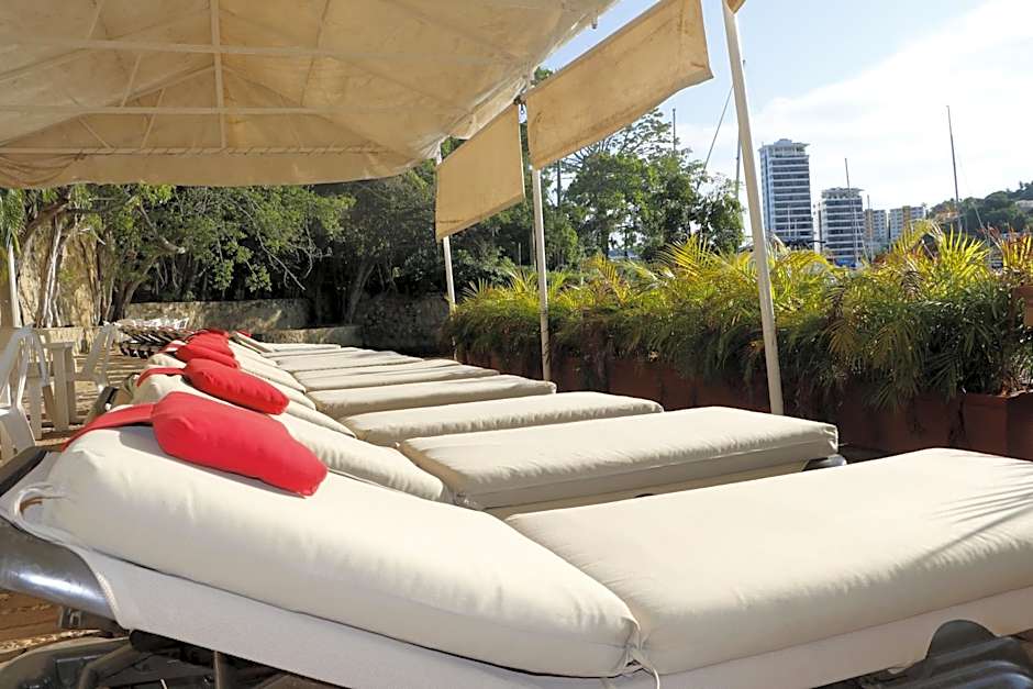 Alba Suites Acapulco
