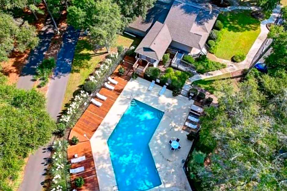 Golf/ Beach Penthouse Condo
