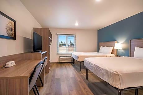 Standard Queen Room with Two Queen Beds - Non Smoking