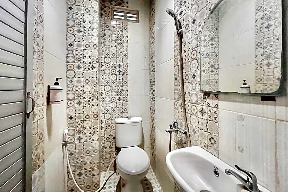 RedDoorz at Vania Residence Medan