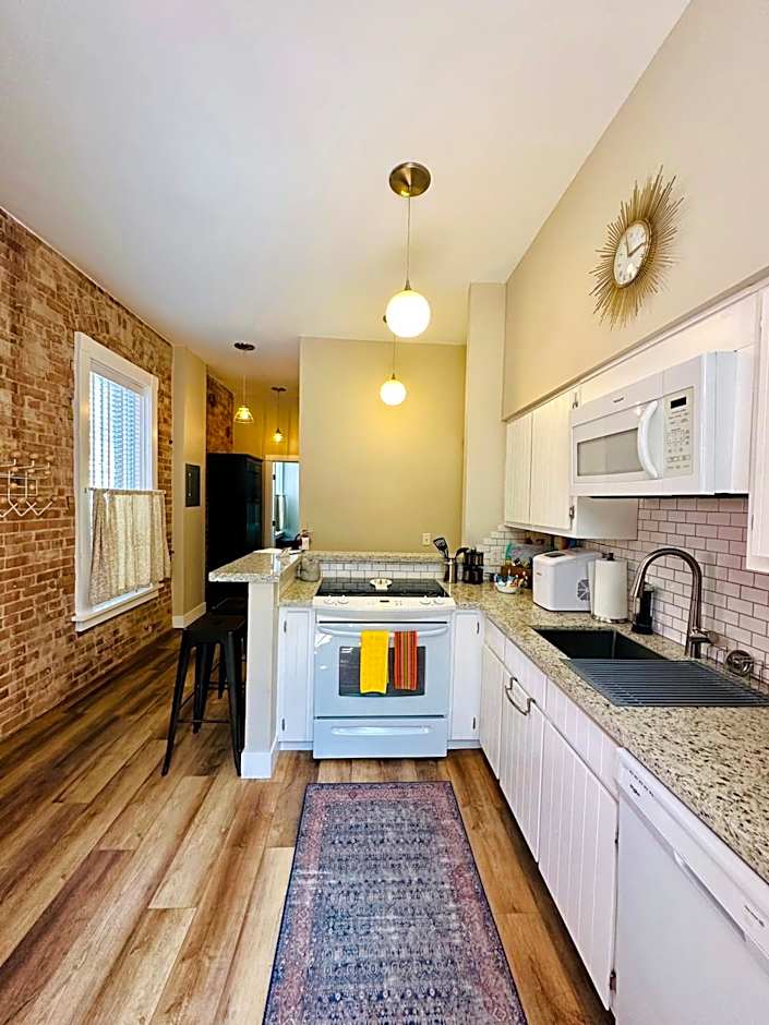 Bisbee Brownstone Suites
