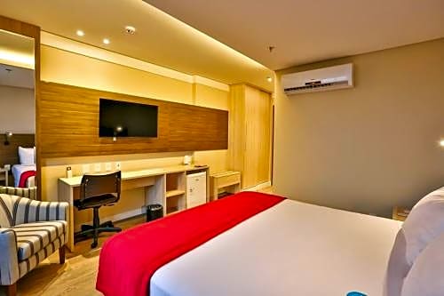 Crystal Plaza Hotel Anápolis