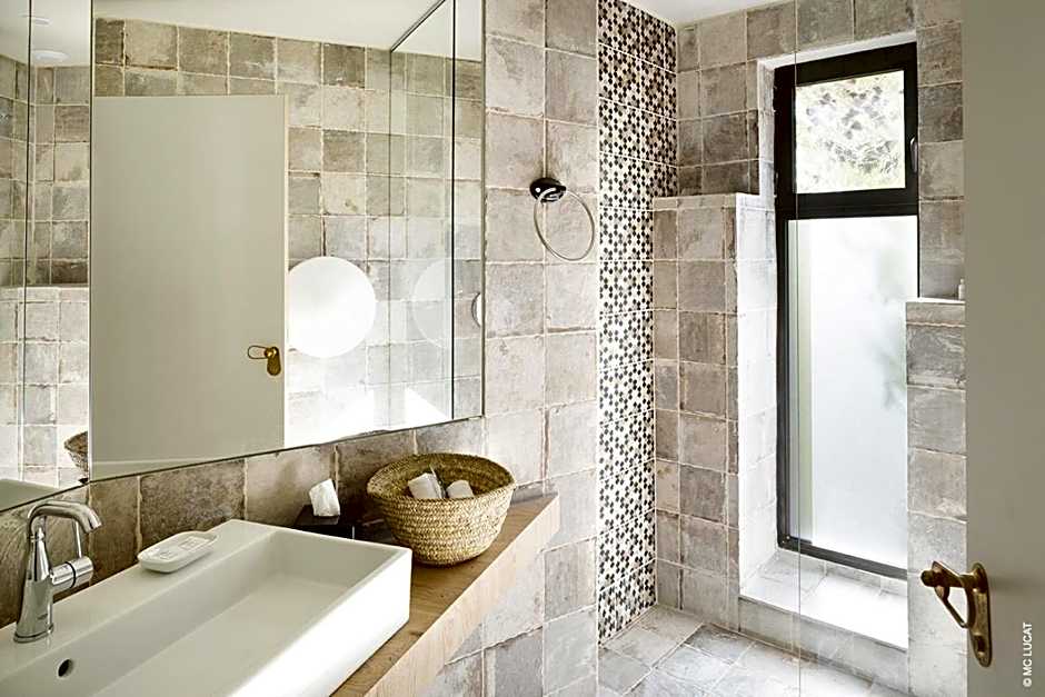 Le 19-21 - Un amour d'hotel