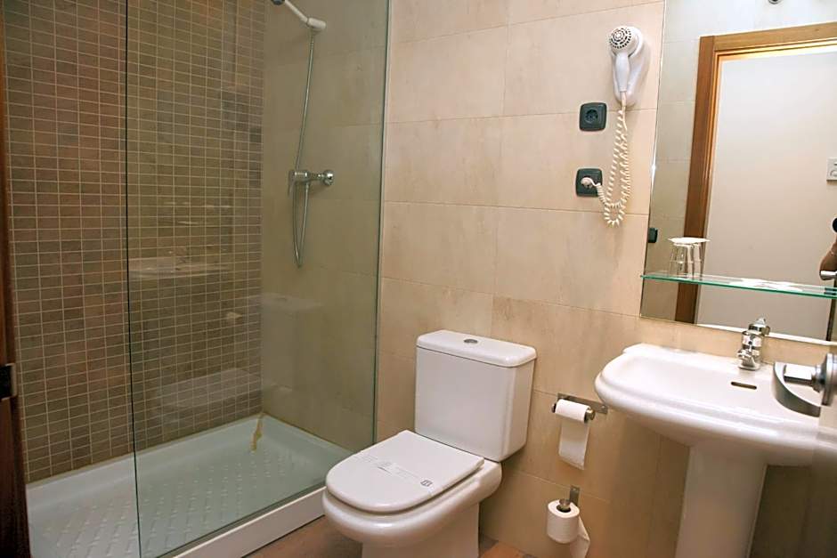 Hotel Izelai