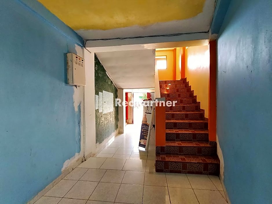 Hotel Hing Amimah near Bau Bau Port RedPartner