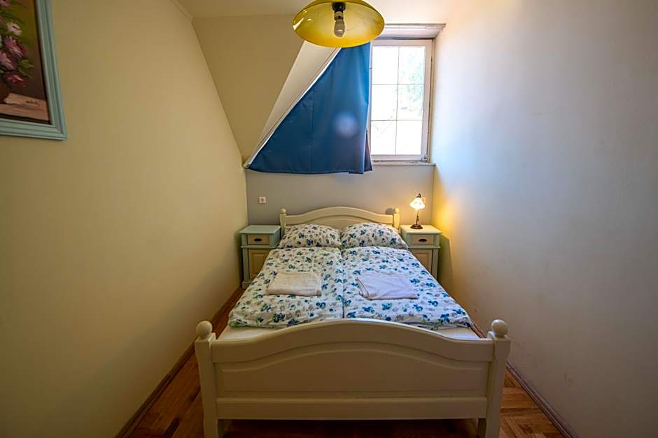 Pater Apartments and Rooms