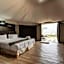 Roxy Sematan Villa & Townhouse