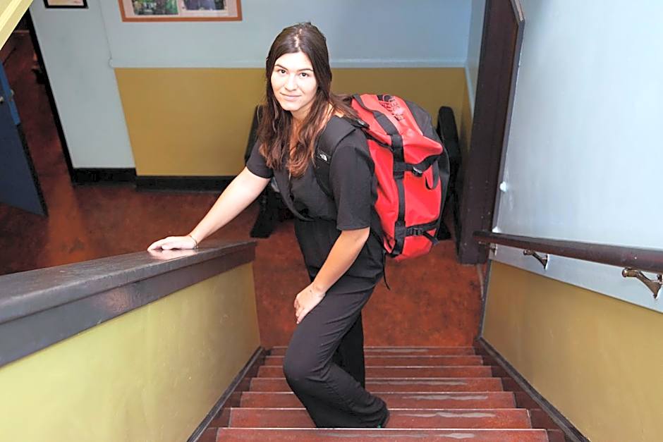 Ocean Island Inn | Backpackers | Suites