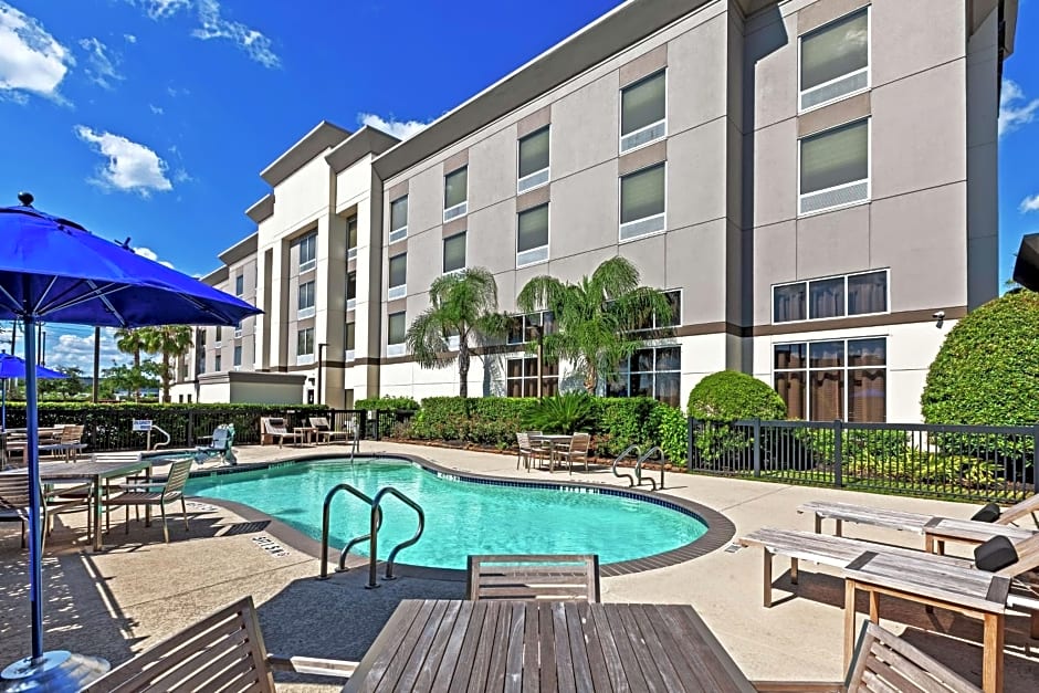 Hampton Inn By Hilton & Suites Houston-Bush Intercontinental Airport