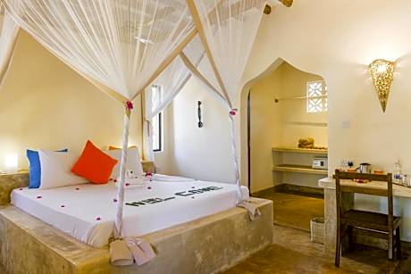 Standard Room with Garden View