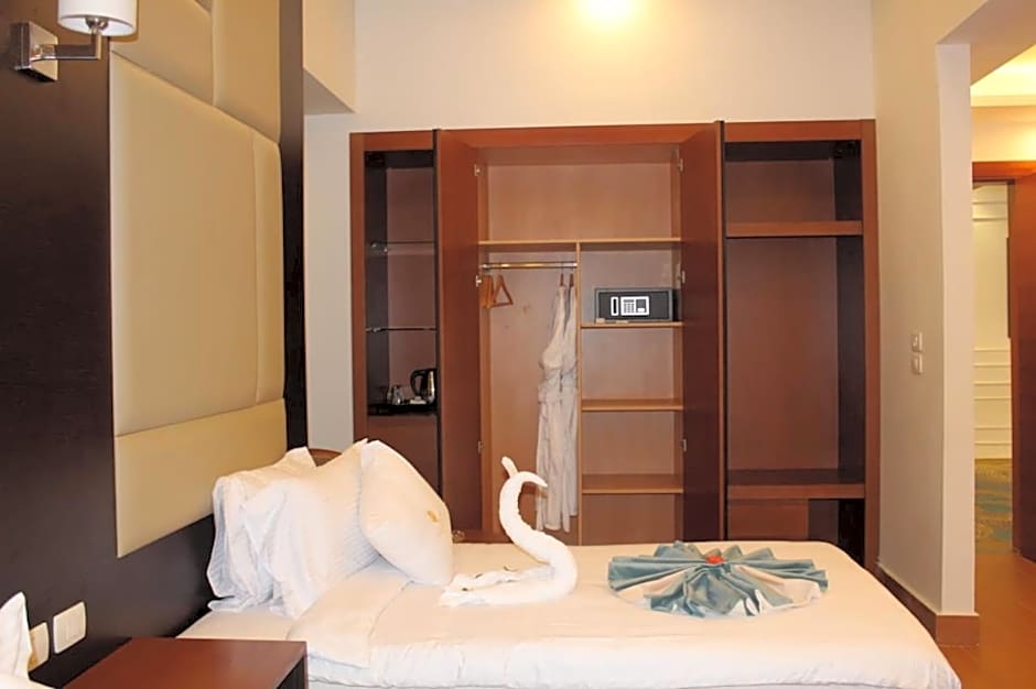 Royal Jewel Al Raml Hotel