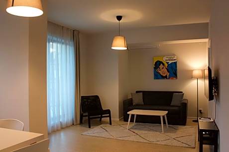 One-Bedroom Apartment with Balcony and Mountain View