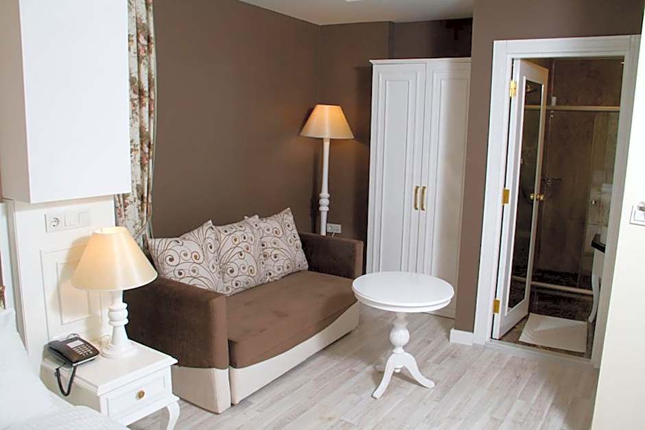 Kaleiçi Ozkavak Hotel