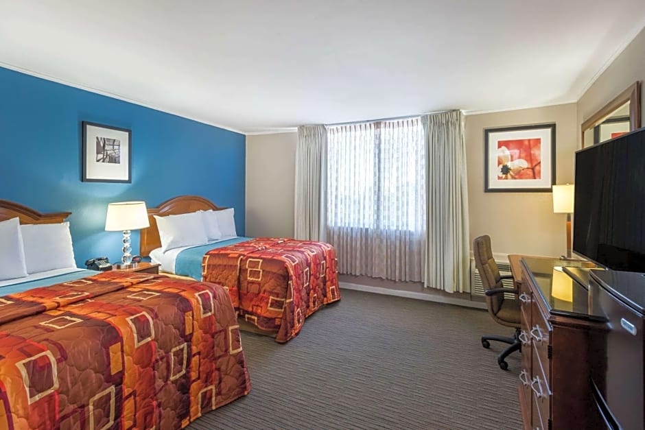 Travelodge by Wyndham Aberdeen