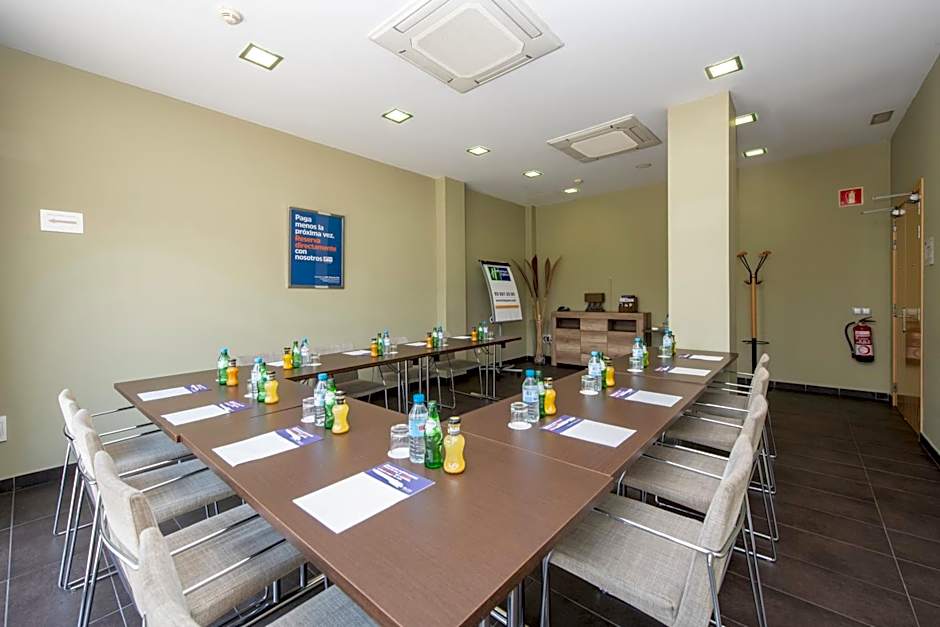 Holiday Inn Express Sant Cugat By IHG