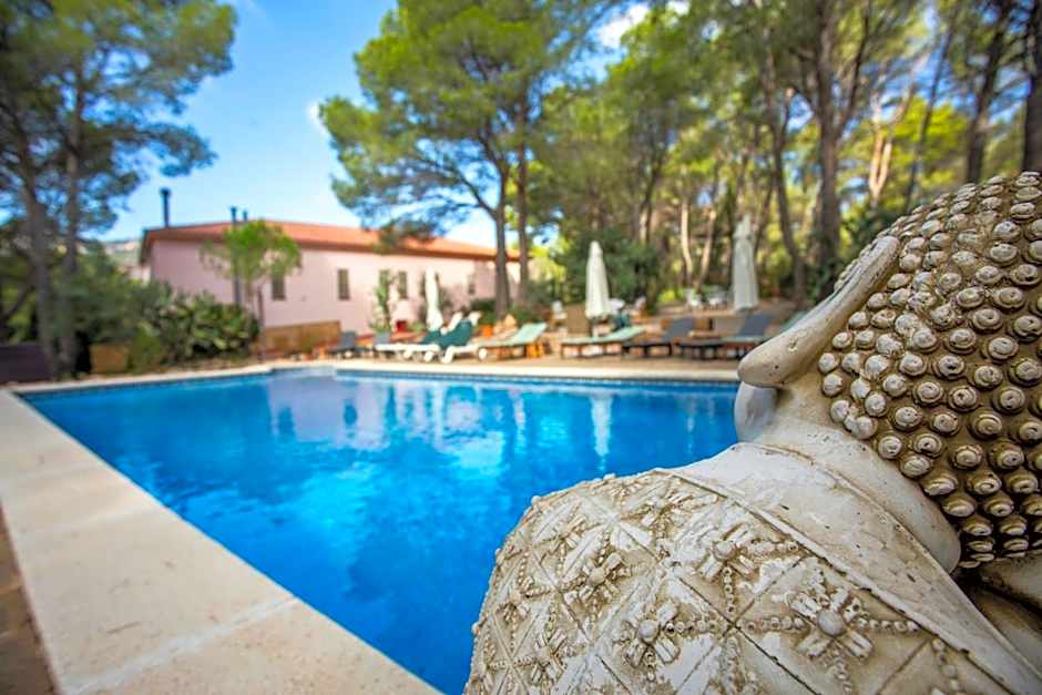 AldeaMia, Forest, mountain view, beach at 8 min