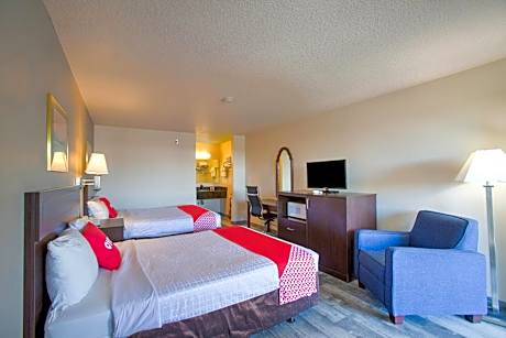 Queen Room with Two Queen Beds