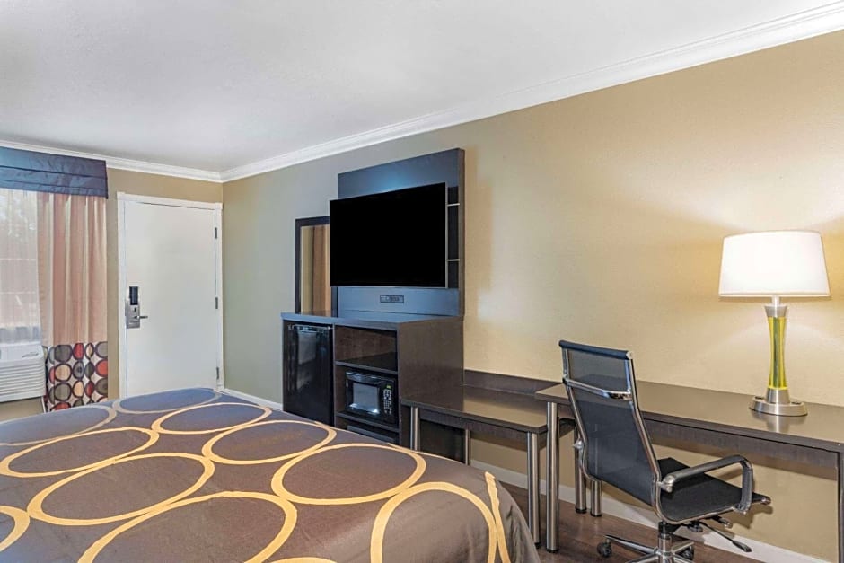 Super 8 by Wyndham Ukiah
