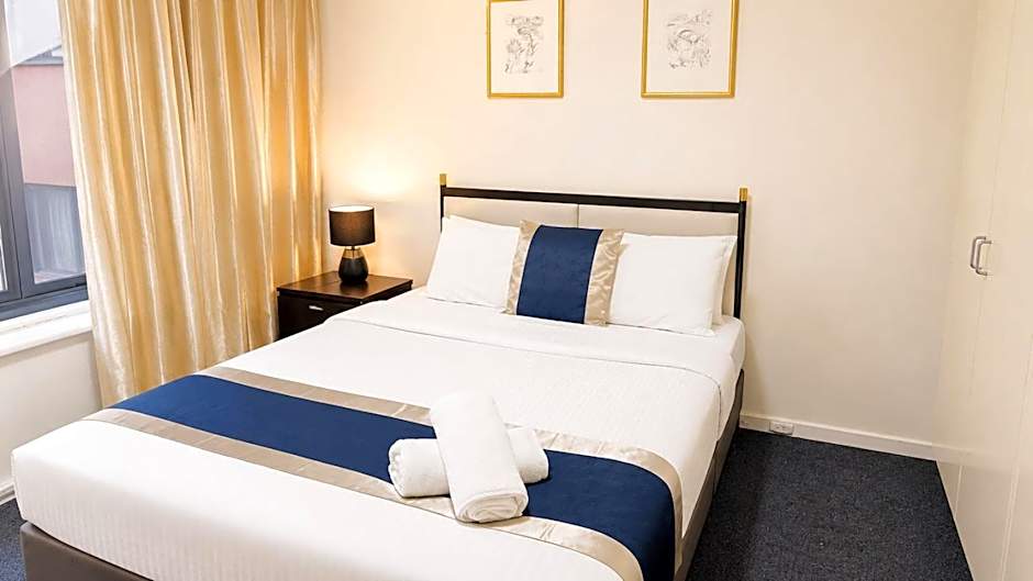 City Edge East Melbourne Apartment Hotel