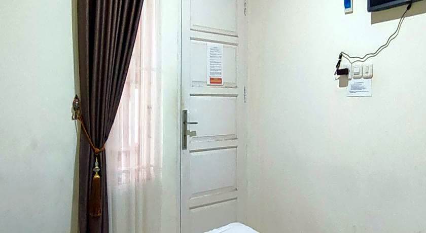 OYO 90978 Khalifi Guesthouse Syariah