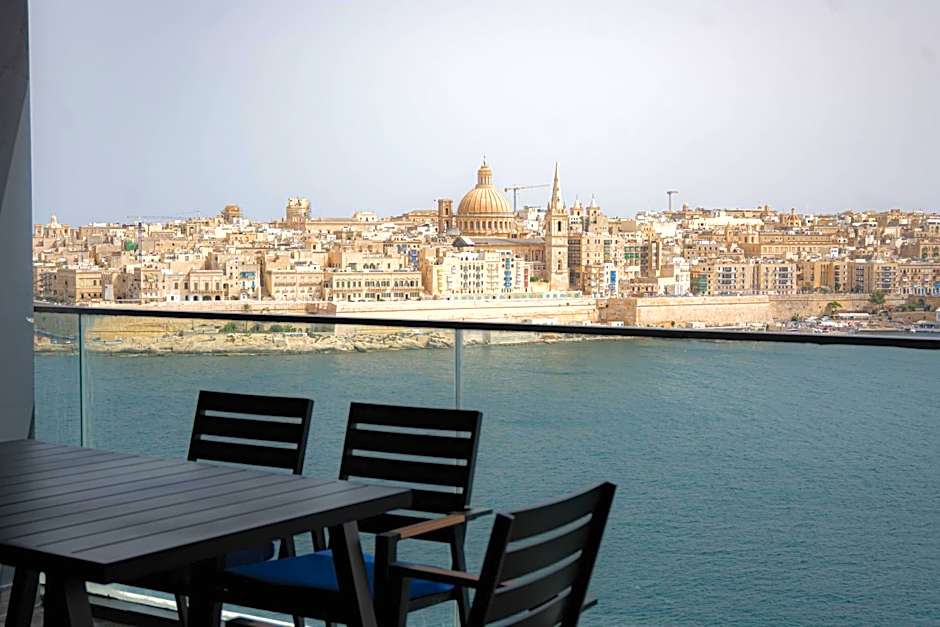 Best View Fortina Luxury Suites