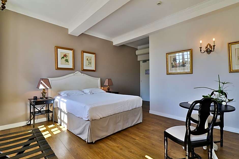 Hotel Du Midi