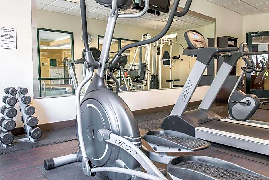 Comfort Suites Canton - Detroit