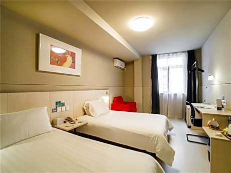 Standard Twin Room A