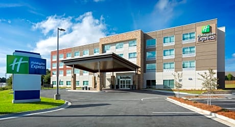 Holiday Inn Express - Lake Park, an IHG Hotel