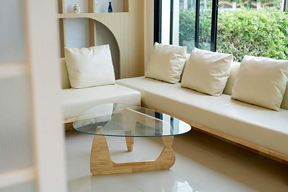 Circle Inn Ao Nam Mao