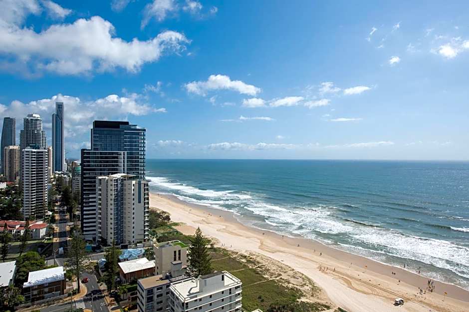 BreakFree Acapulco Surfers Paradise