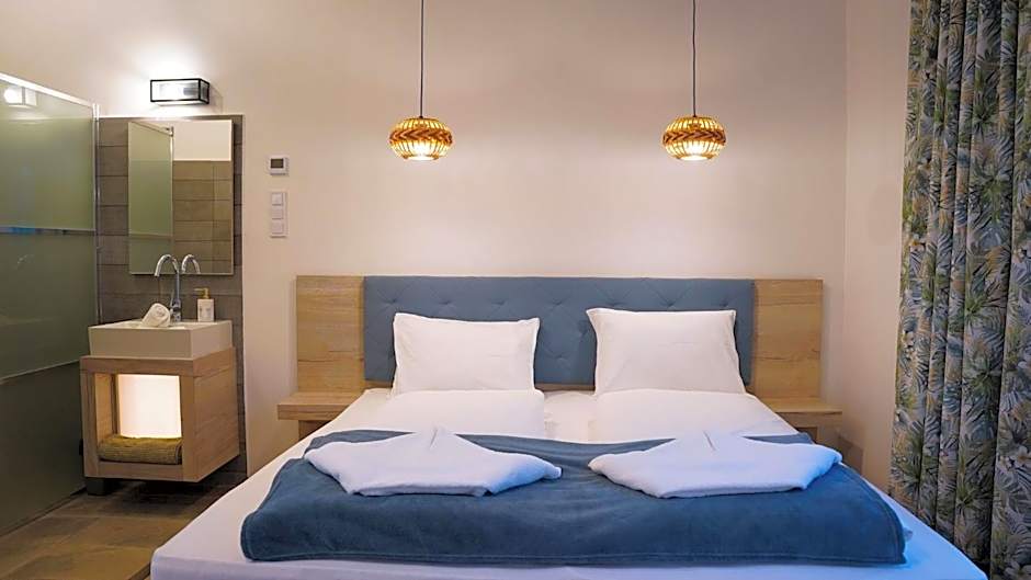 Napsugár Club és Panzió