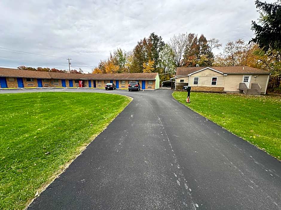 Westgate Manor Motel By OYO Youngstown Austintown