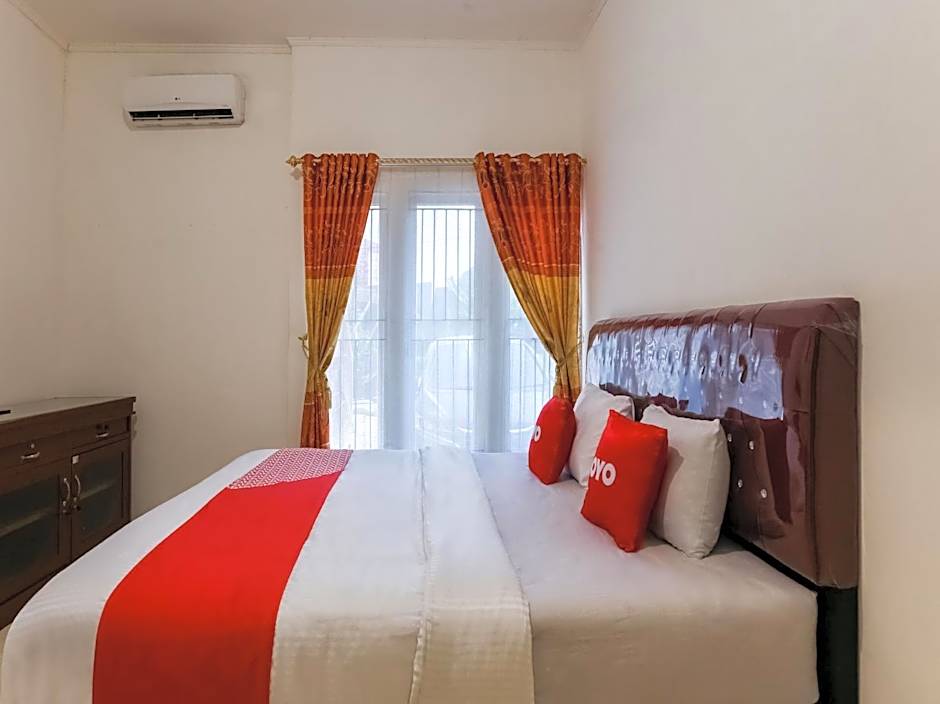 Urbanview Hotel Mine Residence Syariah