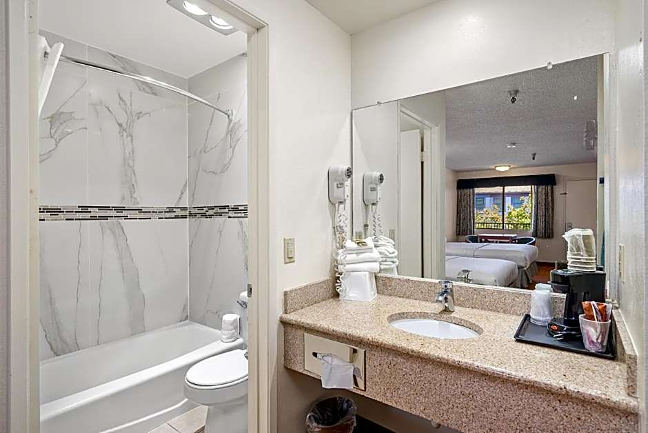 DOWNTOWN SLO INN - SAN LUIS OBISPO