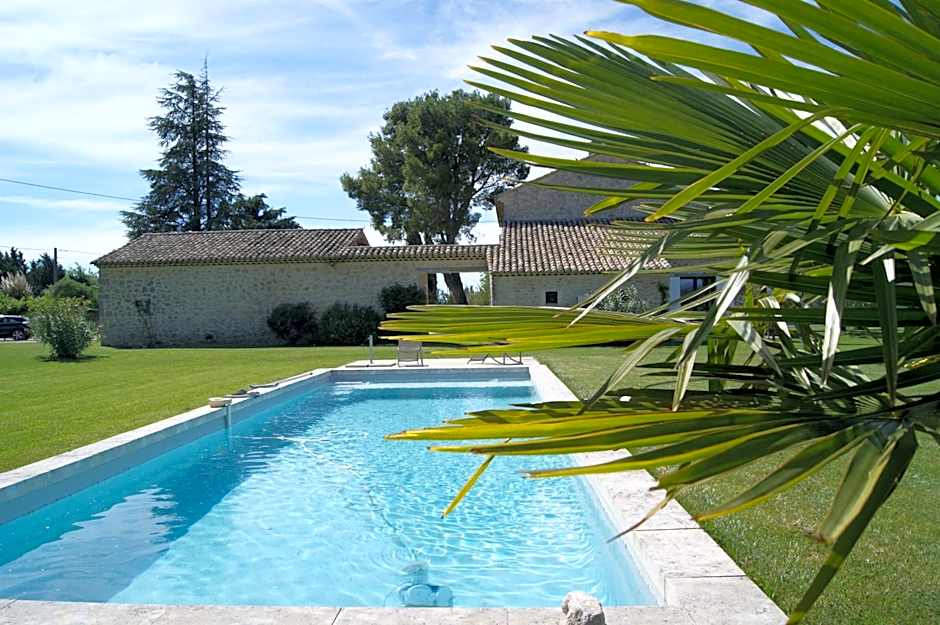 Mas En Pierres Dans Le Luberon