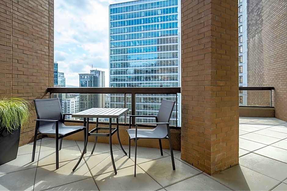 Metropolitan Hotel Vancouver by Marriott