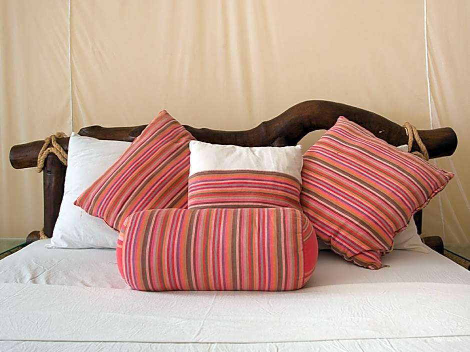 Bahari Dhow Beach Villas