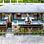 Sylvia Camping & Luxury Suites