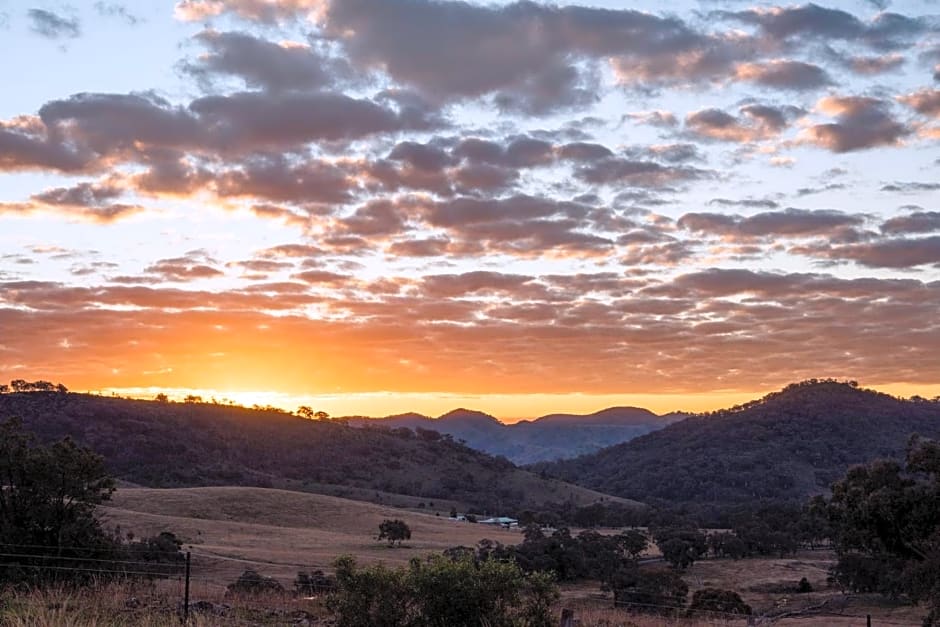 Celestine - 1 Bed Cabin with Outdoor Bath - Kundalini Lodge