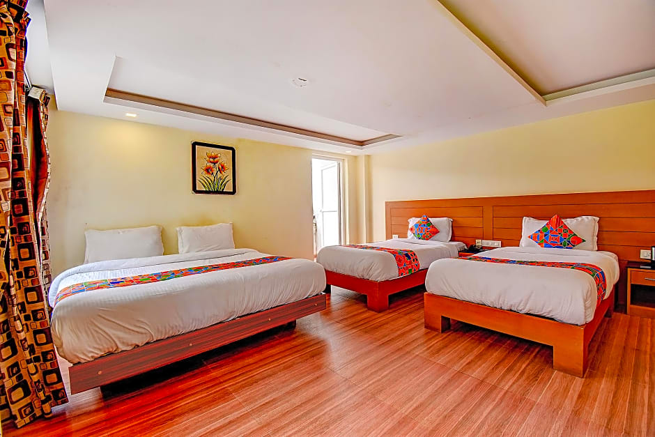 FabHotel Abirami Grand Inn - Nr. Bryant Park