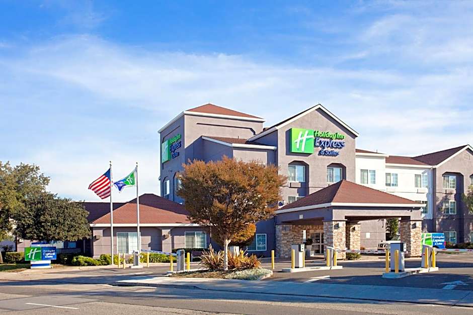 Holiday Inn Express Oakland Airport By IHG