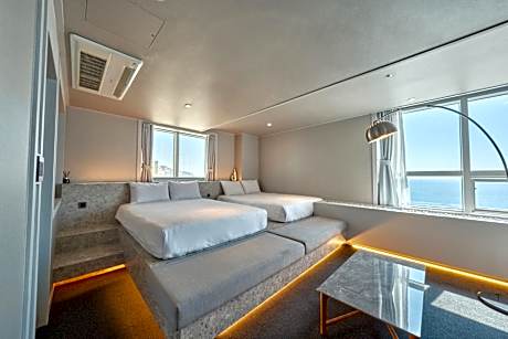 [Main] Ocean Premier Family (Highest Floor)