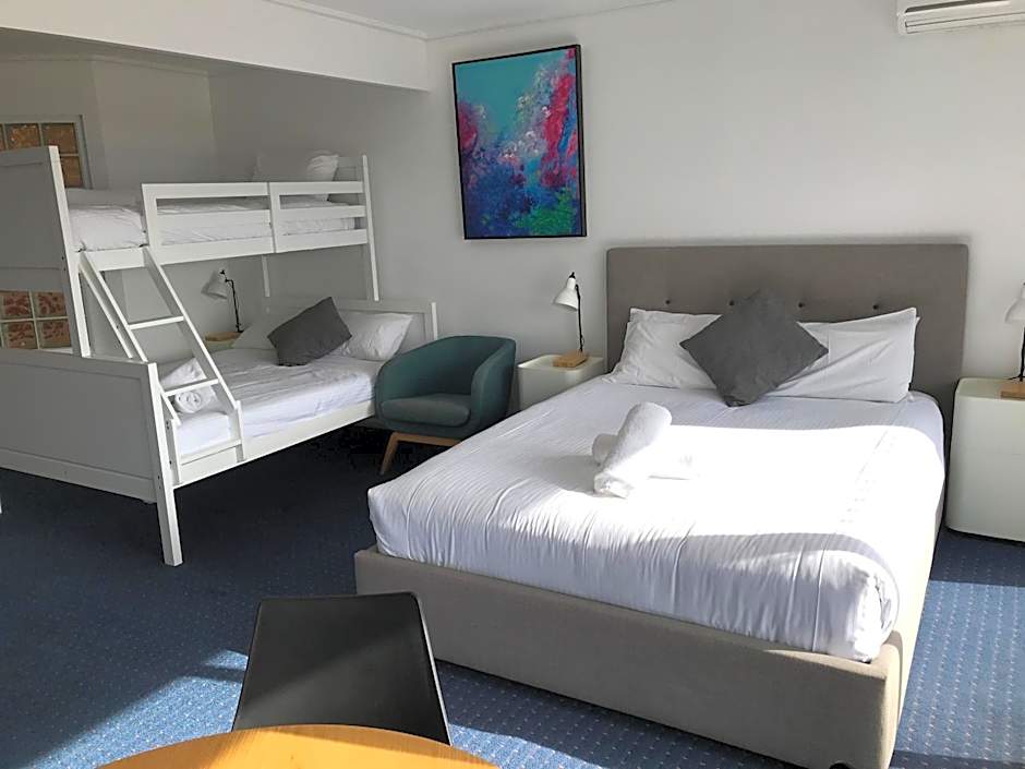 North Pier Hotel