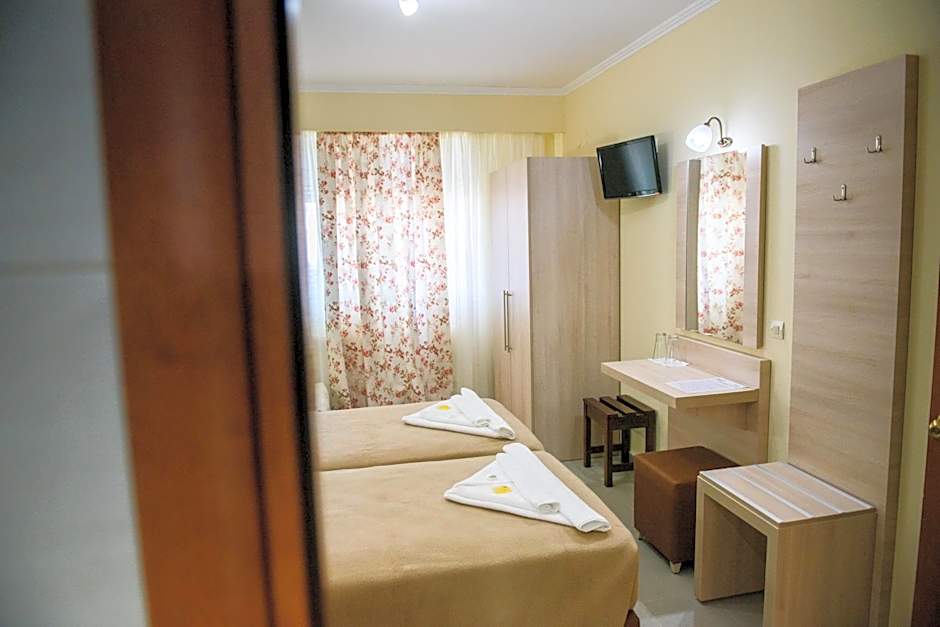 Santa Rosa Hotel & Beach