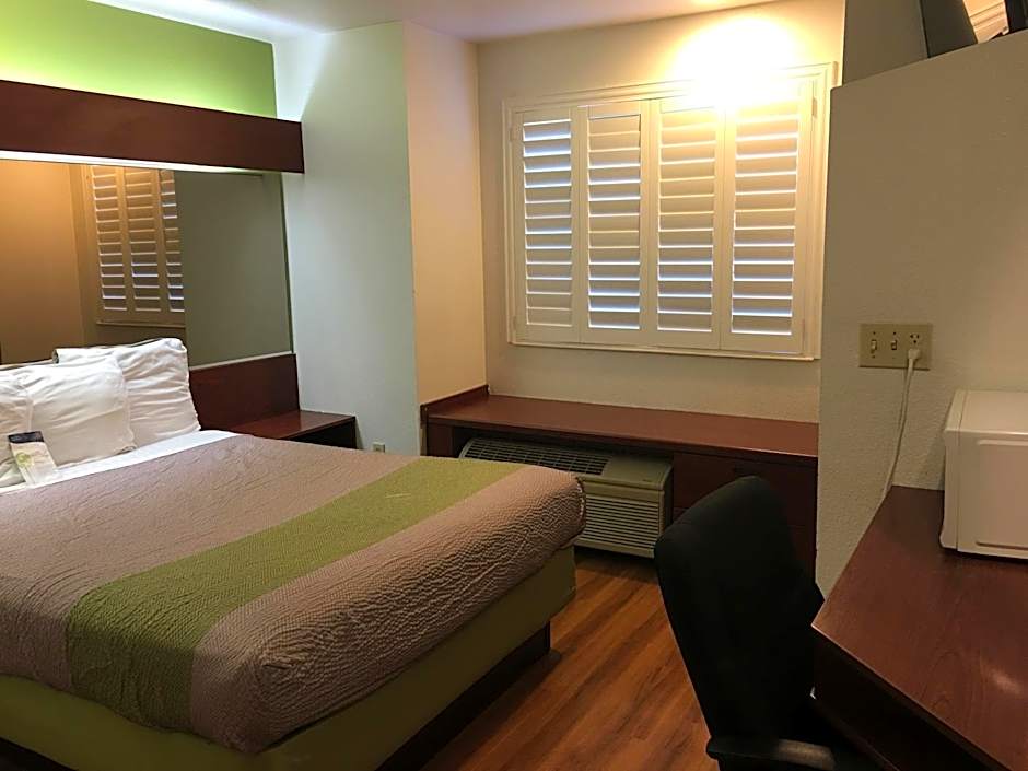 Motel 6-Dixon, CA