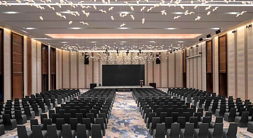 Crowne Plaza Vinh Yen City Centre By IHG