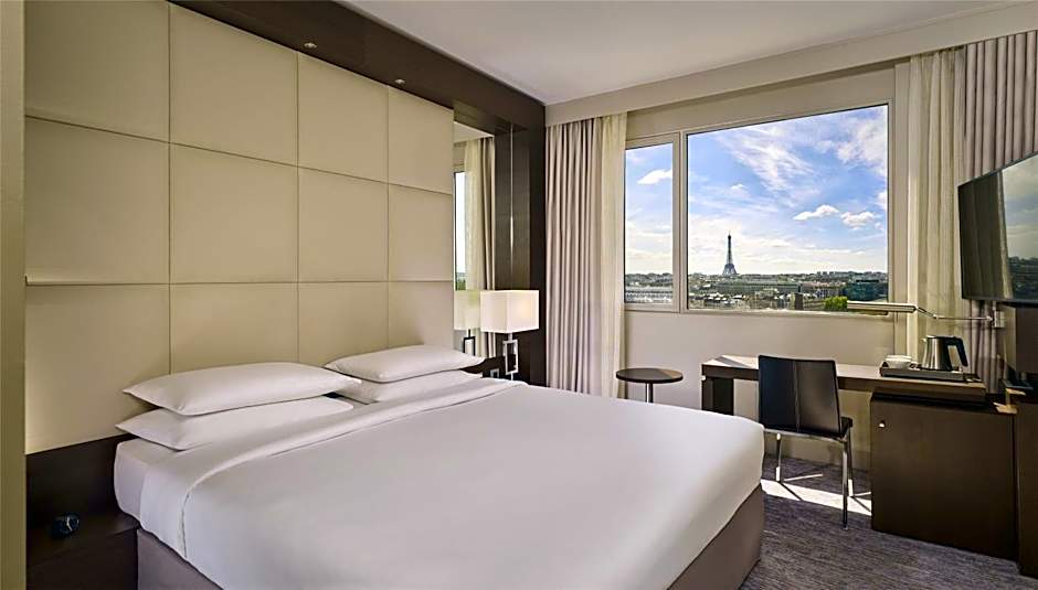 Hyatt Regency Paris Etoile