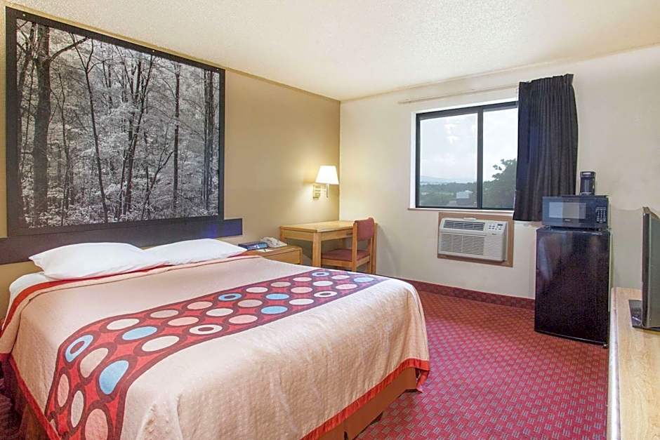 Super 8 by Wyndham Lexington VA