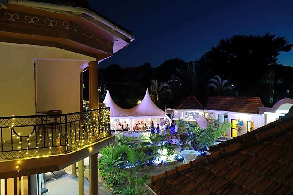 Mowicribs Hotel and Spa